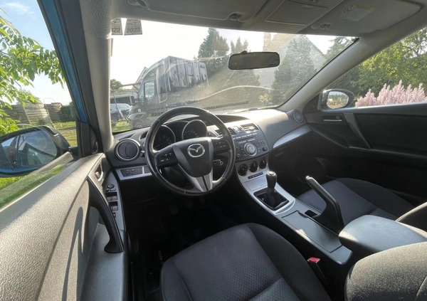 Mazda 3 cena 22900 przebieg: 192000, rok produkcji 2010 z Kęty małe 596
